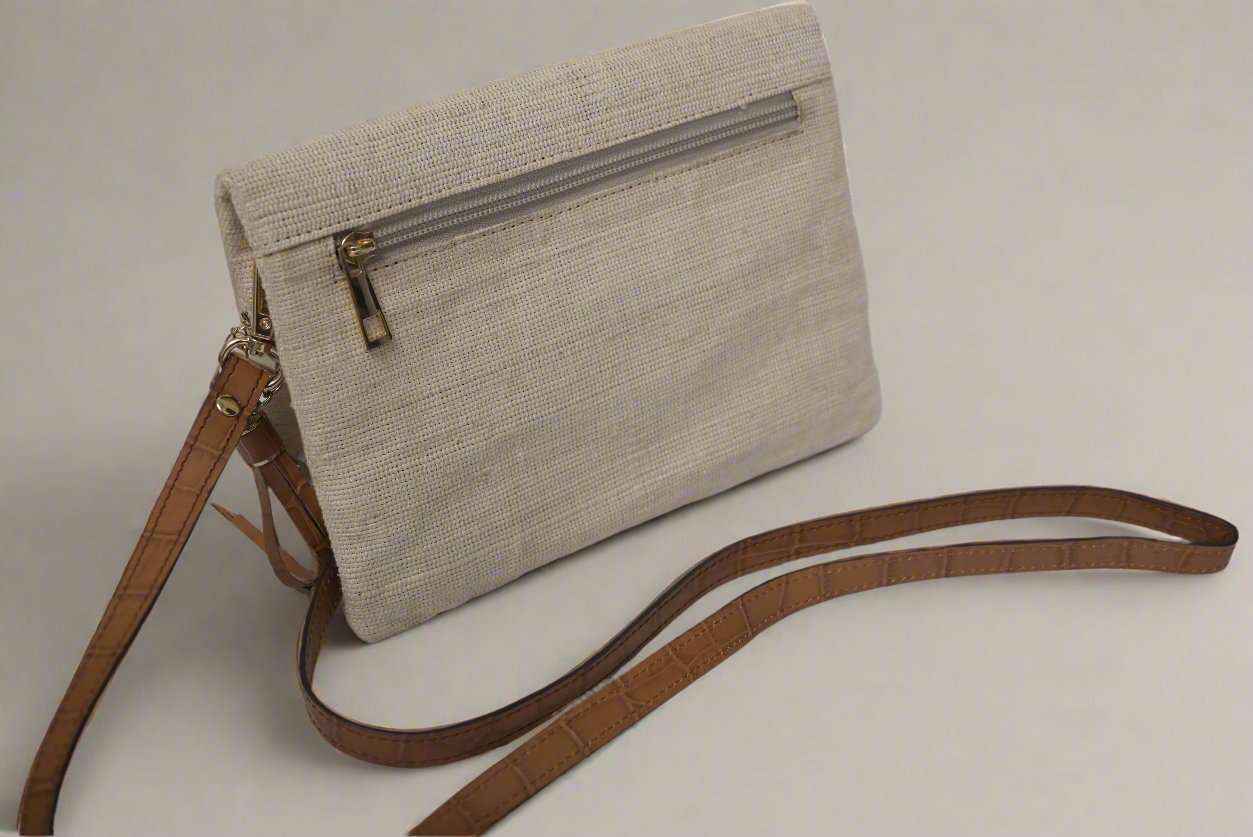 Banana Fiber ladies purse - The Natural Fiber CompanyBanana Fiber ladies purseShoulder bagsNatural Fiber CompanyThe Natural Fiber Company