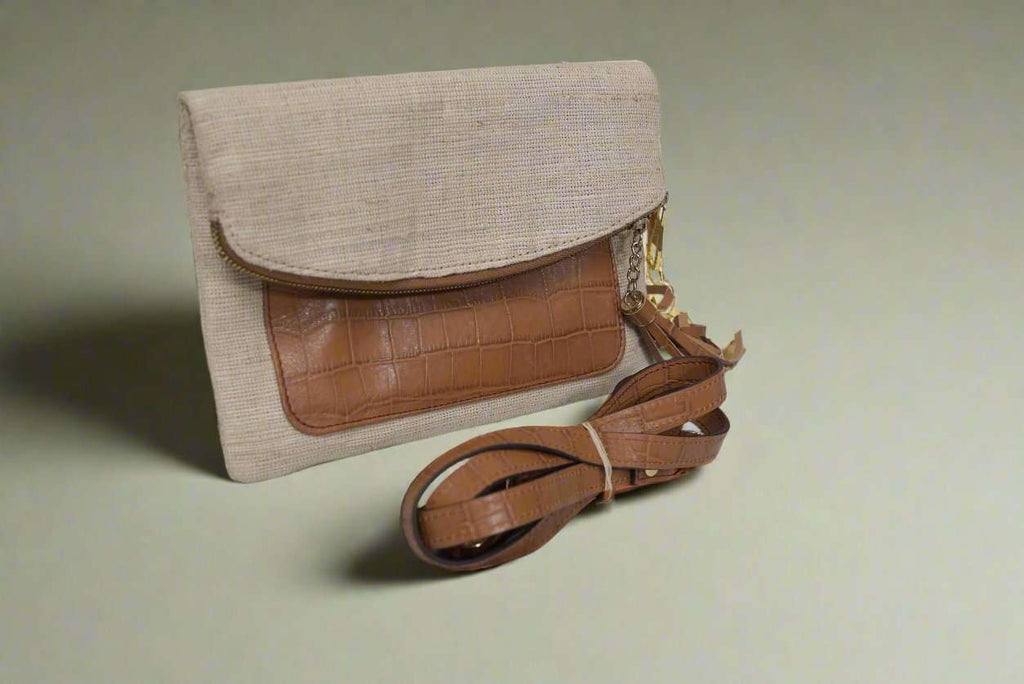 Banana Fiber ladies purse - The Natural Fiber CompanyBanana Fiber ladies purseShoulder bagsNatural Fiber CompanyThe Natural Fiber Company